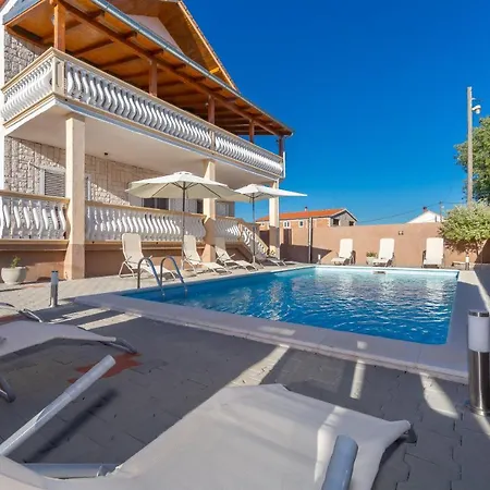 Dada * Biograd Na Moru