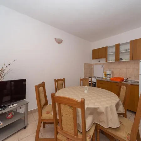 Dada Biograd Na Moru