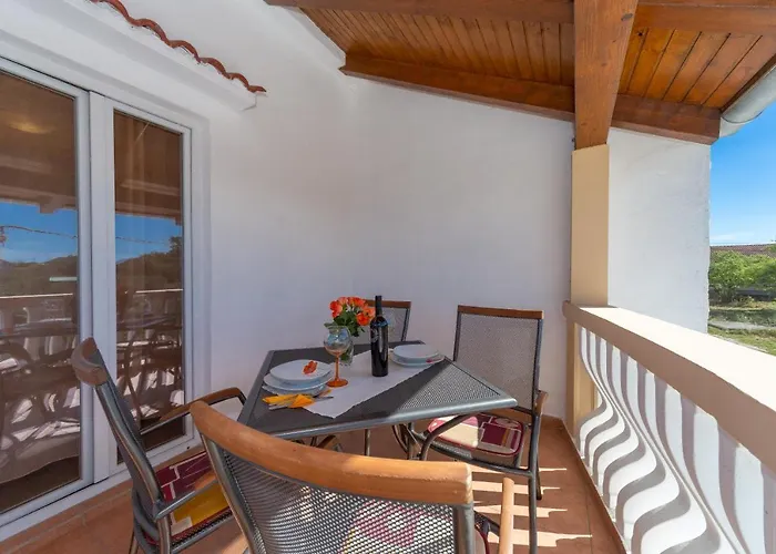 Dada דירה ביוגראד נה מורו