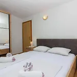 Apartman Dada