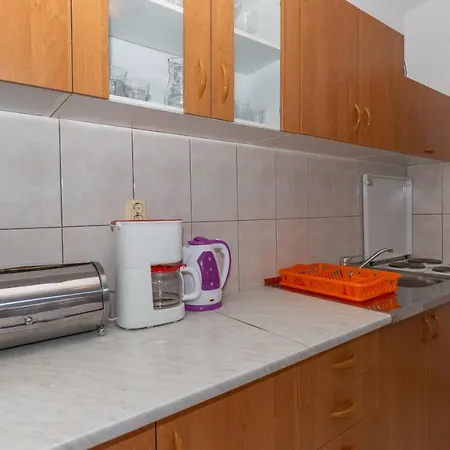 Dada Biograd Na Moru