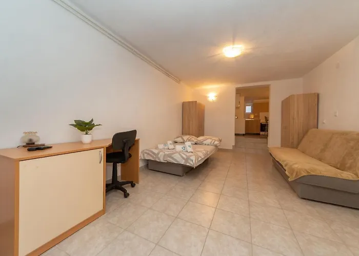 Dada Διαμέρισμα