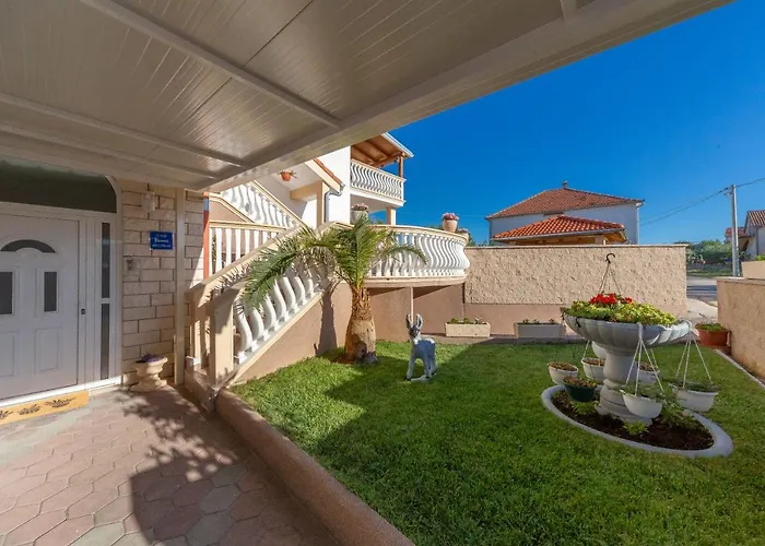 Dada Διαμέρισμα