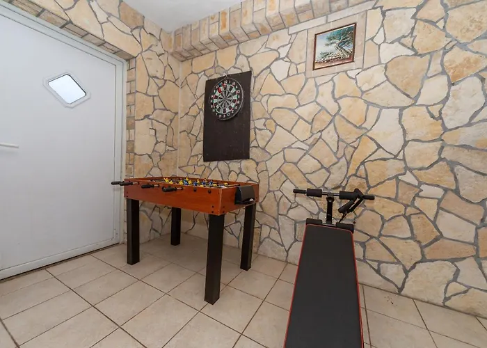 شقة Dada بيوغْغاد نا موغو