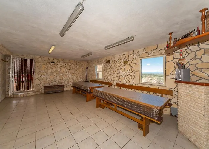 Dada شقة بيوغْغاد نا موغو