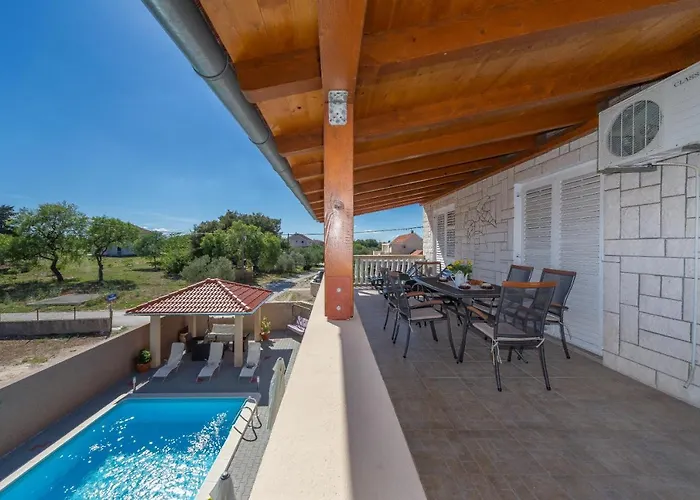 Dada Διαμέρισμα